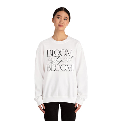 Signature Logo Unisex Heavy Blend™ Crewneck Sweatshirt